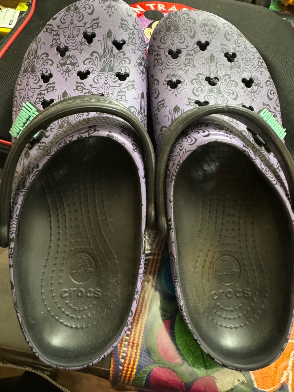 HM CROCS Slip-On Clogs wallpaper in Lavender with Black Trim